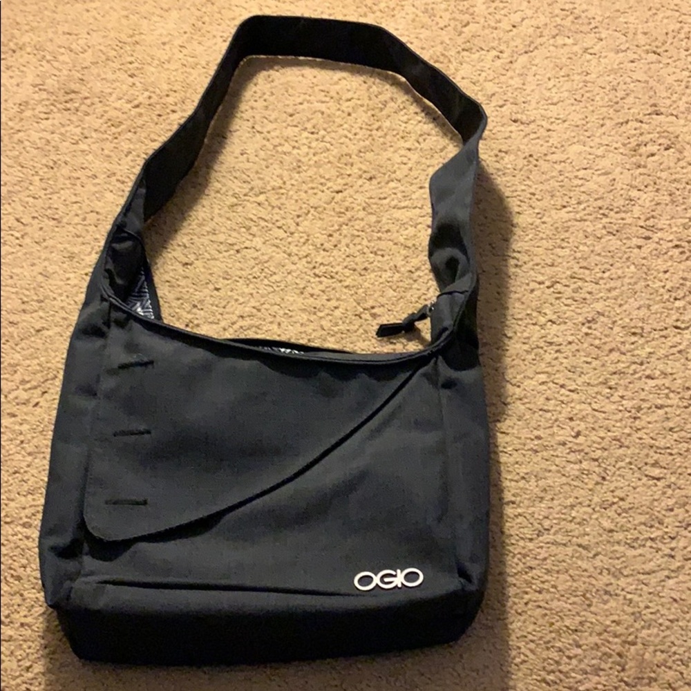 Euc OGIO Crossbody